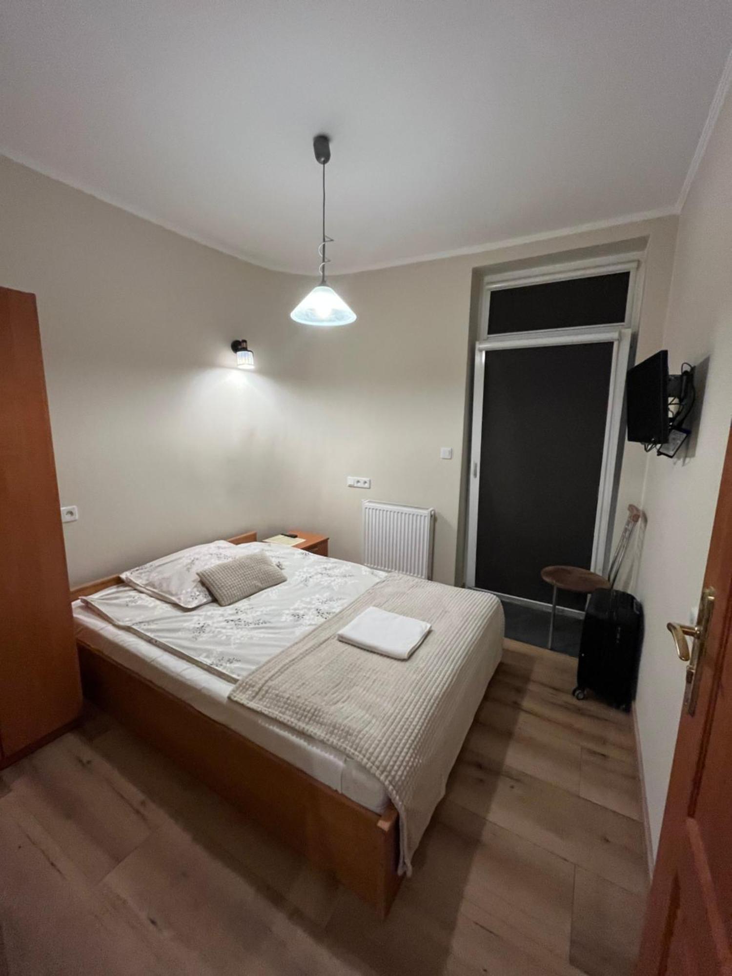 Dom Kolping Hostel Krakow Ngoại thất bức ảnh